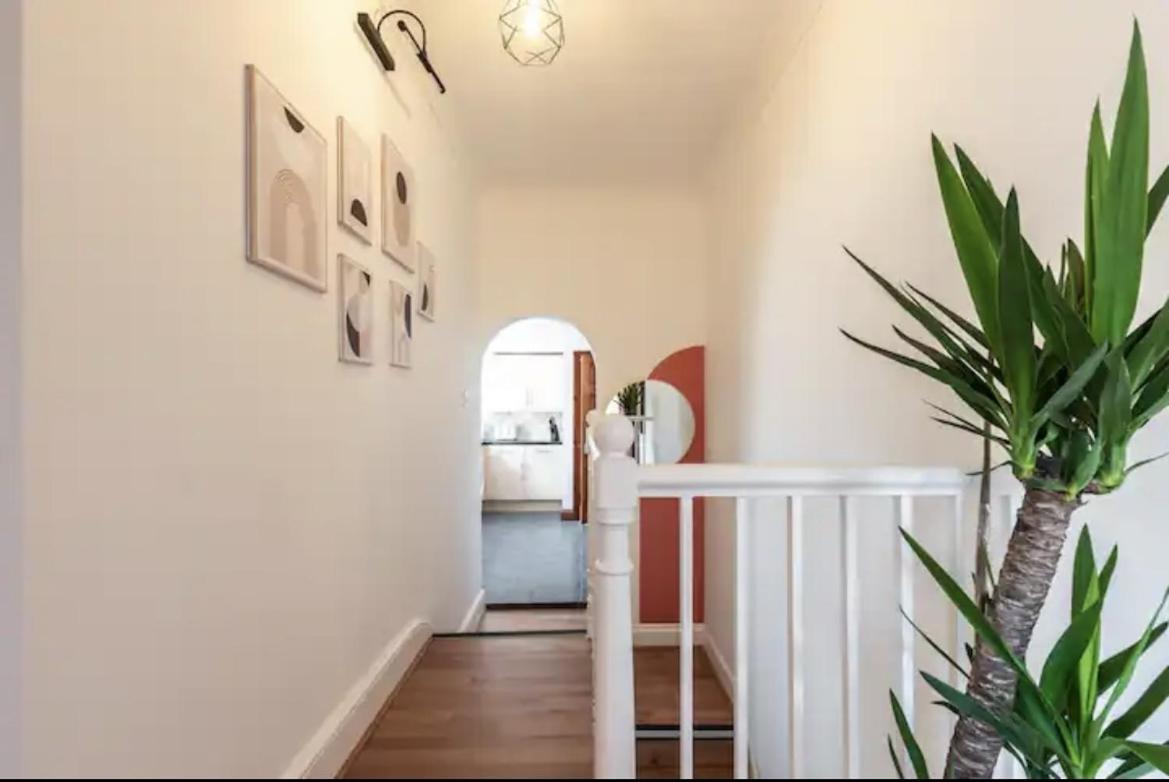Metropolitan - 2 Bed, Private Parking Apartment, Great Commercial Home From Home Stay! Southampton Dış mekan fotoğraf