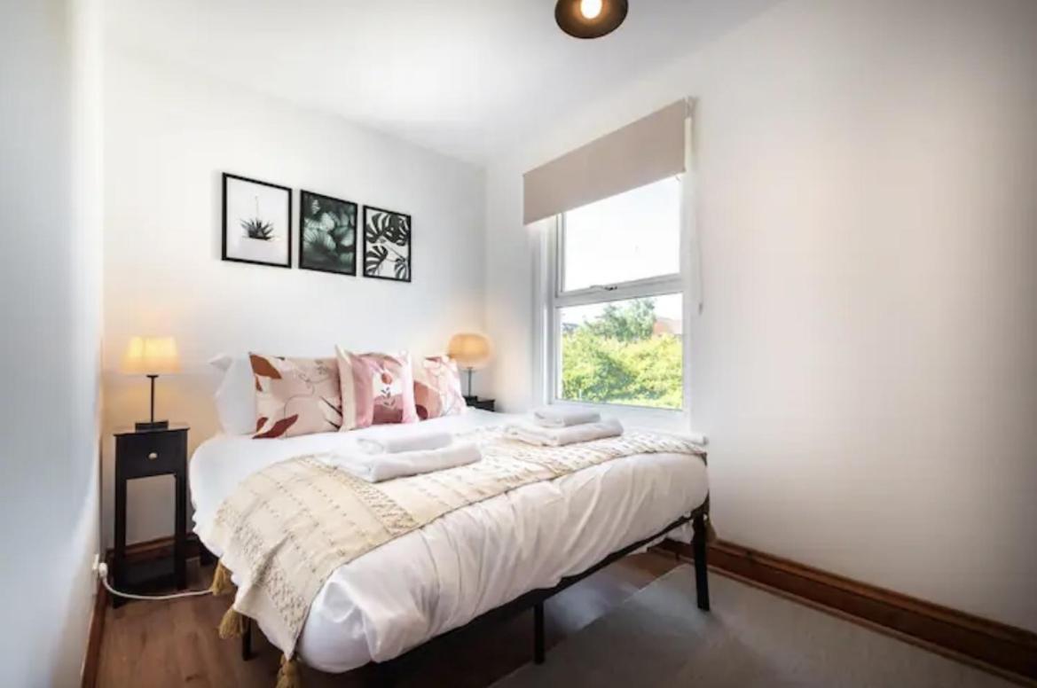 Metropolitan - 2 Bed, Private Parking Apartment, Great Commercial Home From Home Stay! Southampton Dış mekan fotoğraf